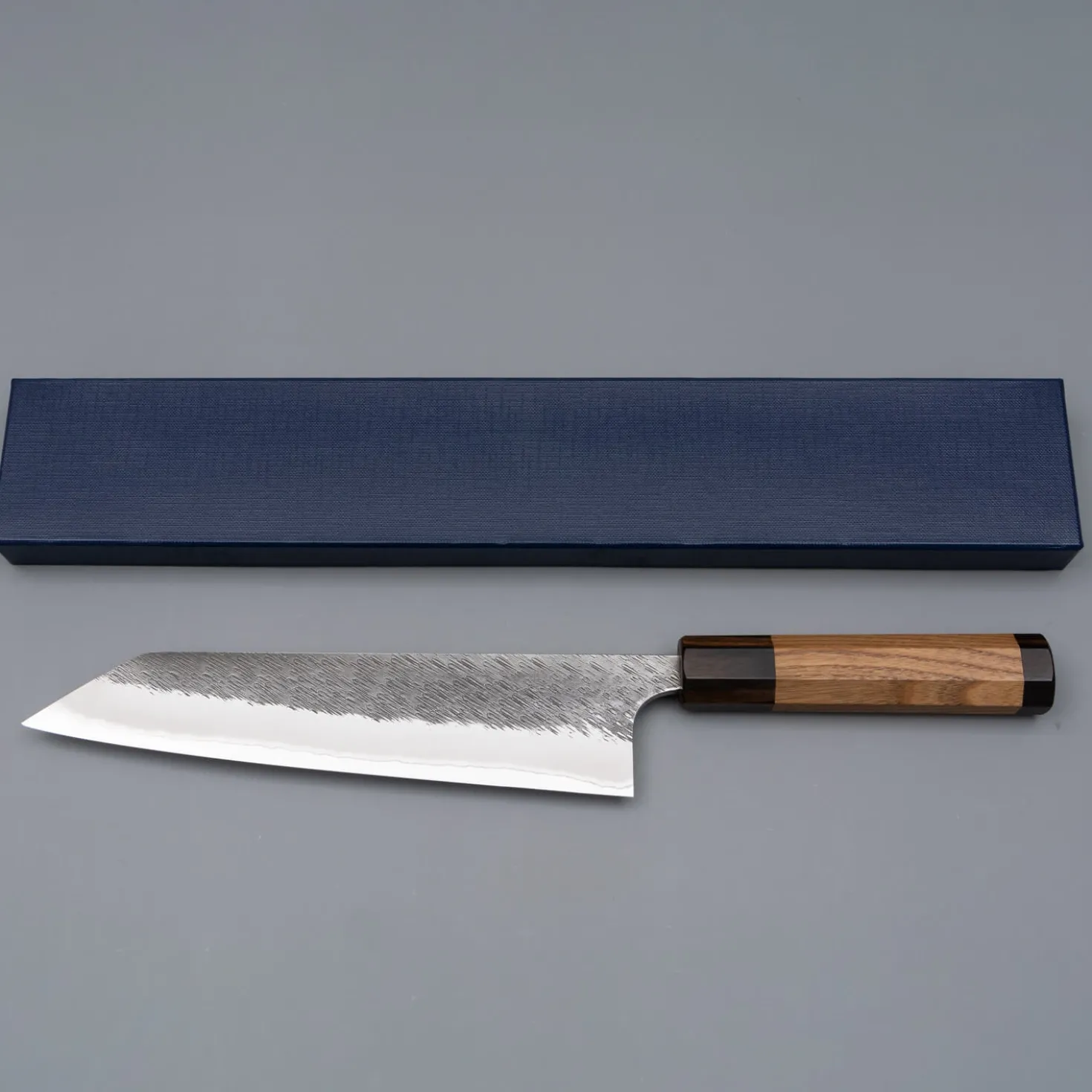 Yoshikane Shirogami #2 Kurouchi Tsuchime Kiritsuke 210