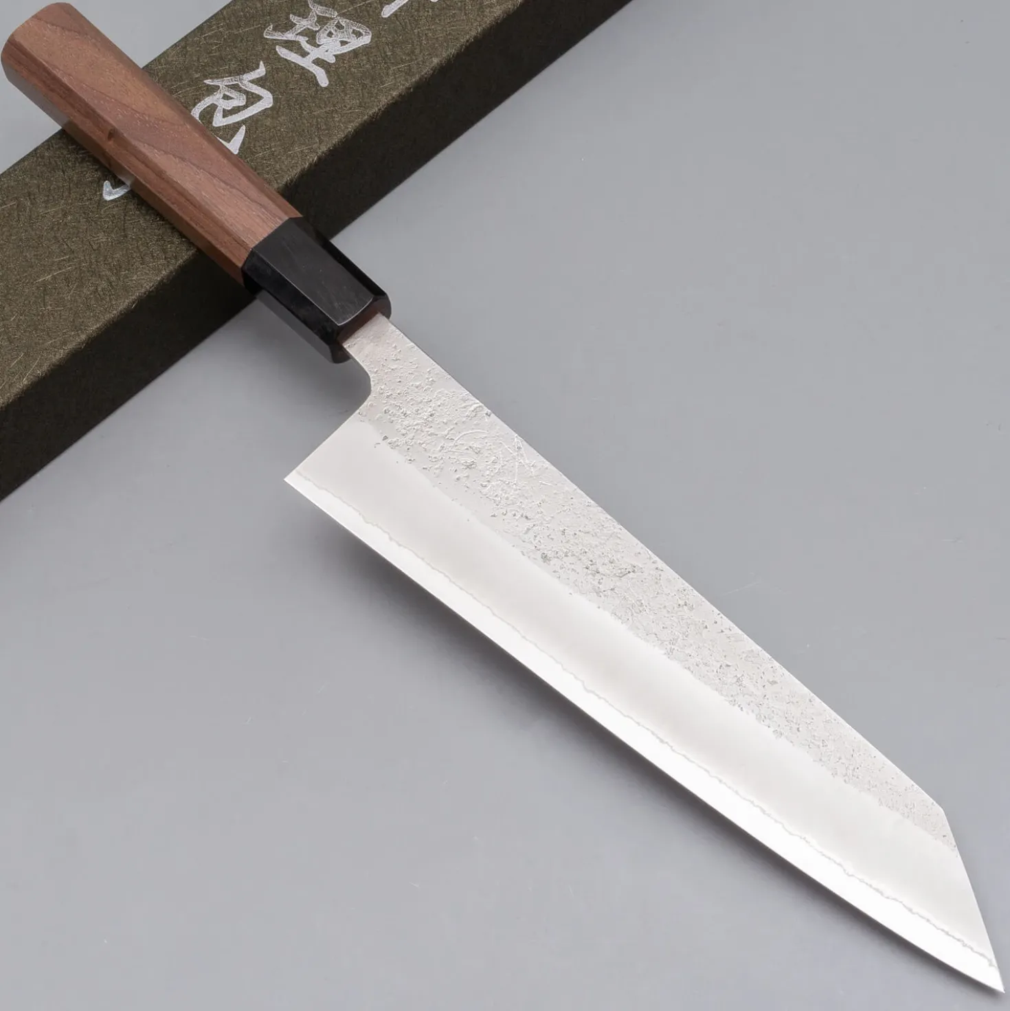 Yoshikane Shirogami #2 Nashiji Kiritsuke 21 cm