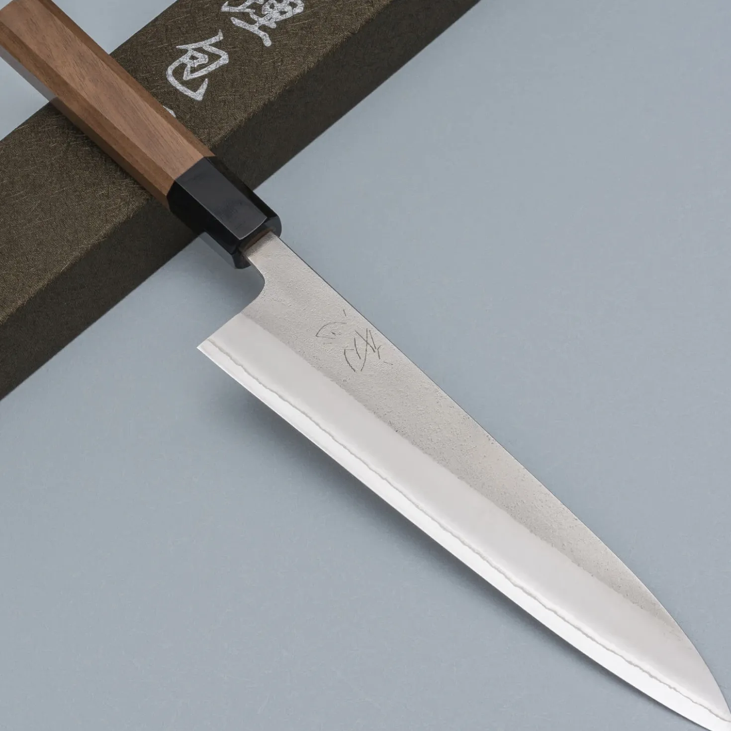 Yoshikane Shirogami #2 Nashiji Gyuto 210