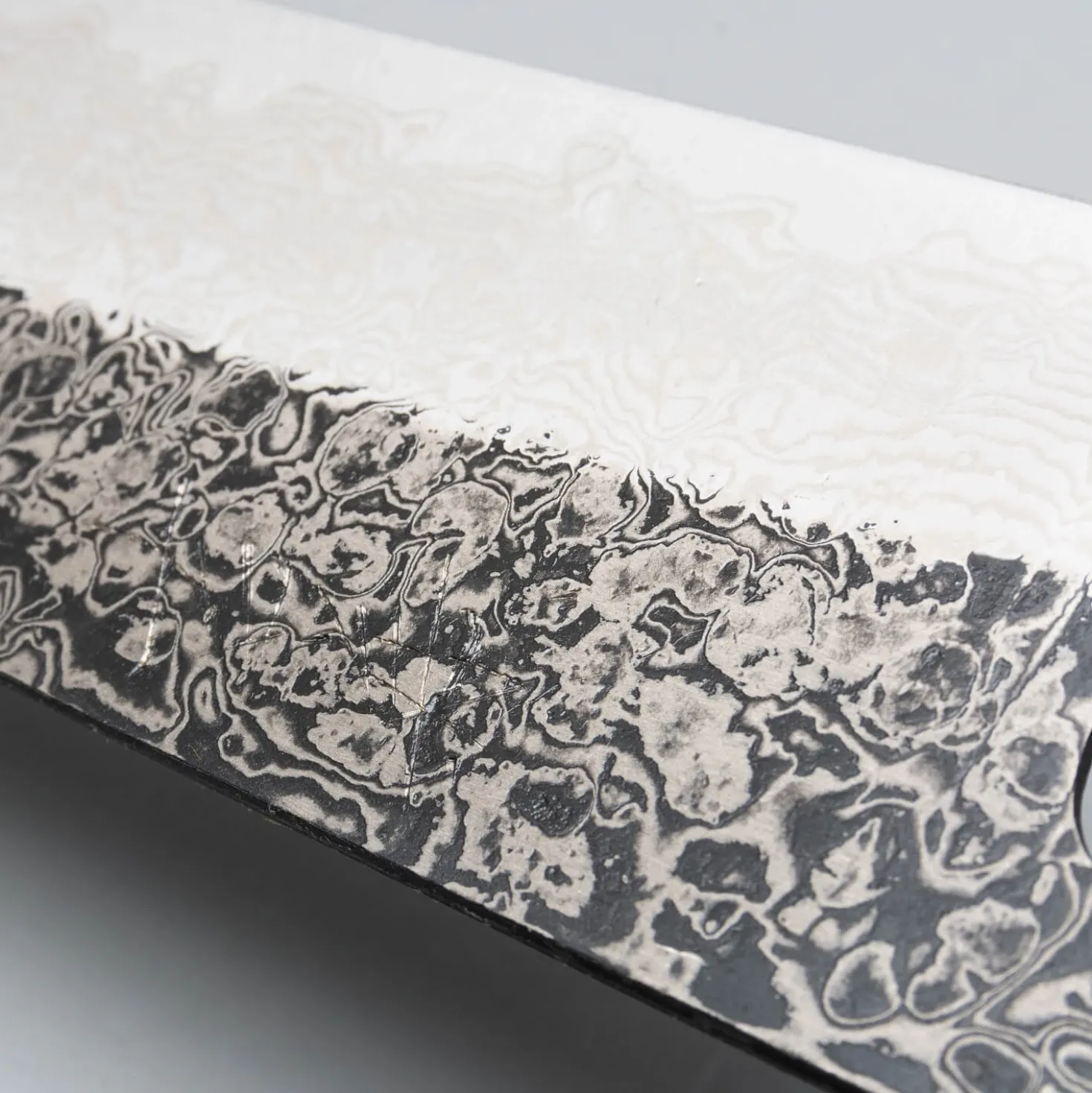 Yoshikane SLD Damast Gyuto 210