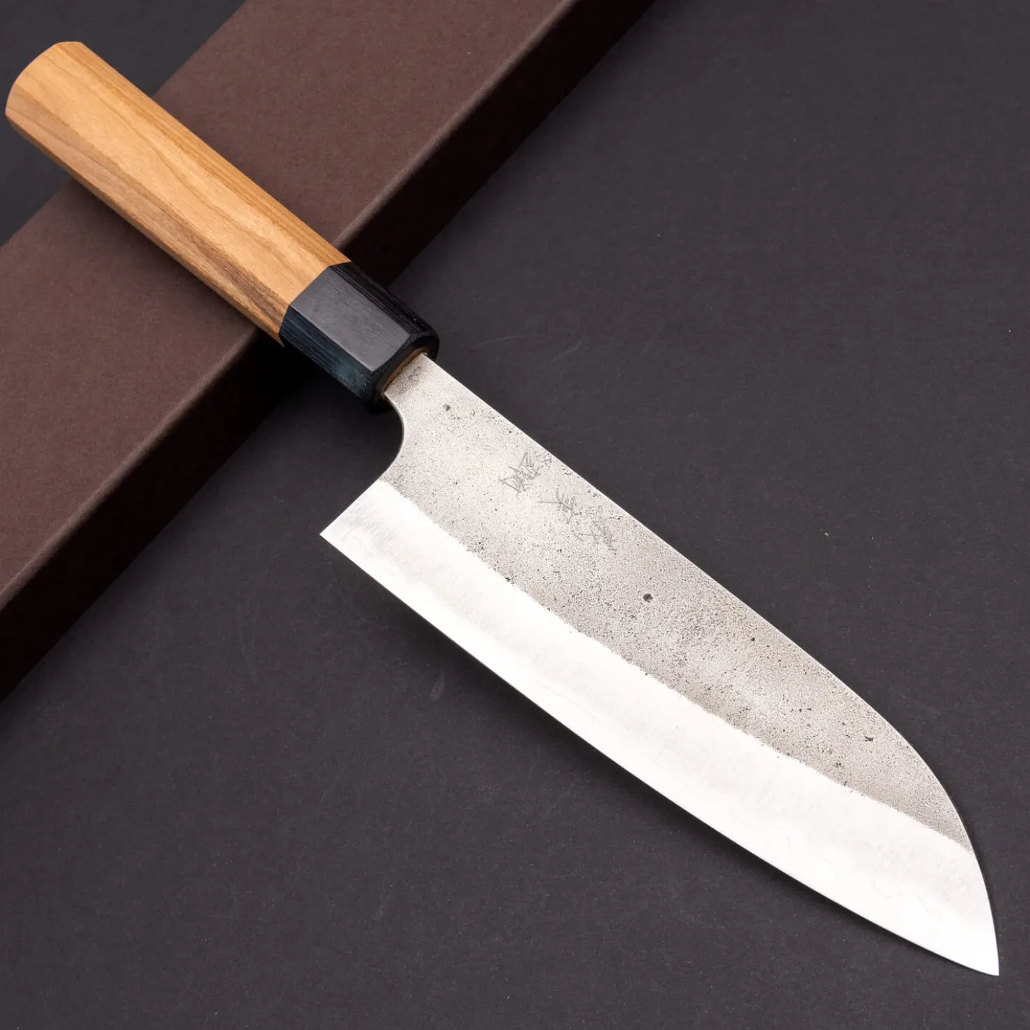 Yoshimi Kato Aogami Super Nashiji Santoku 17 cm