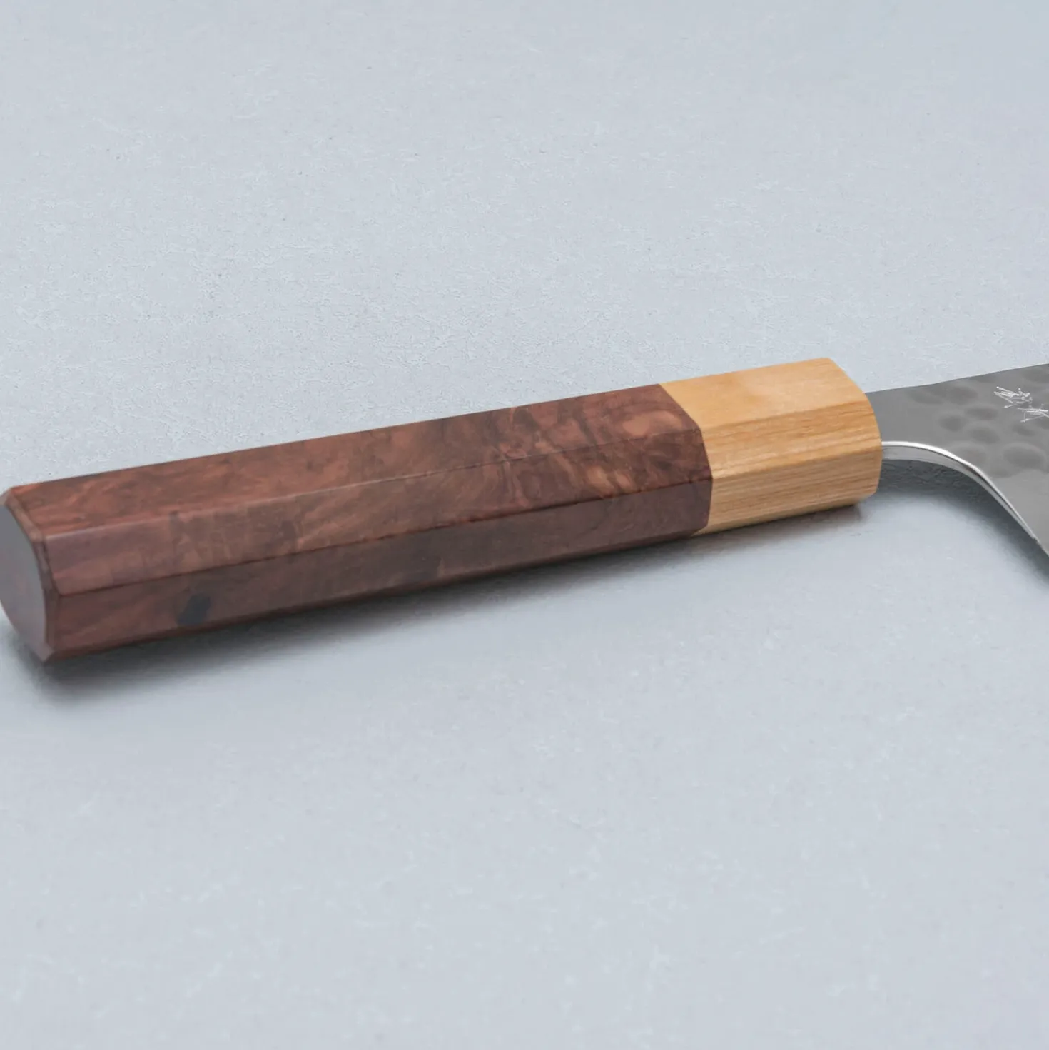 Yoshimi Kato Ginsan Tsuchime Santoku 17 cm