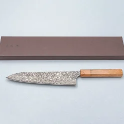 Yoshimi Kato SG2 Damast Oak Gyuto 21 cm