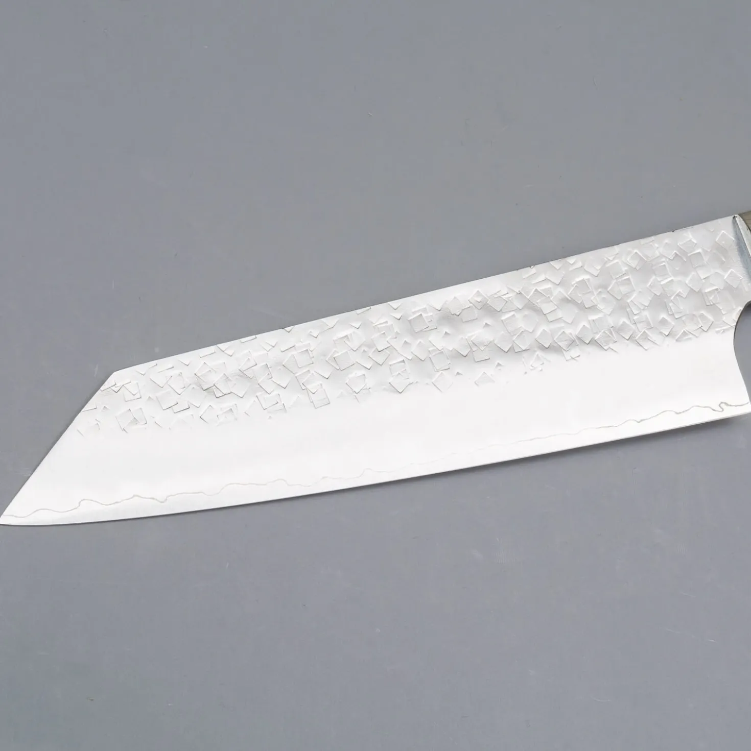 Yoshimi Kato SG2 Tsuchime Premium Bunka 17 cm