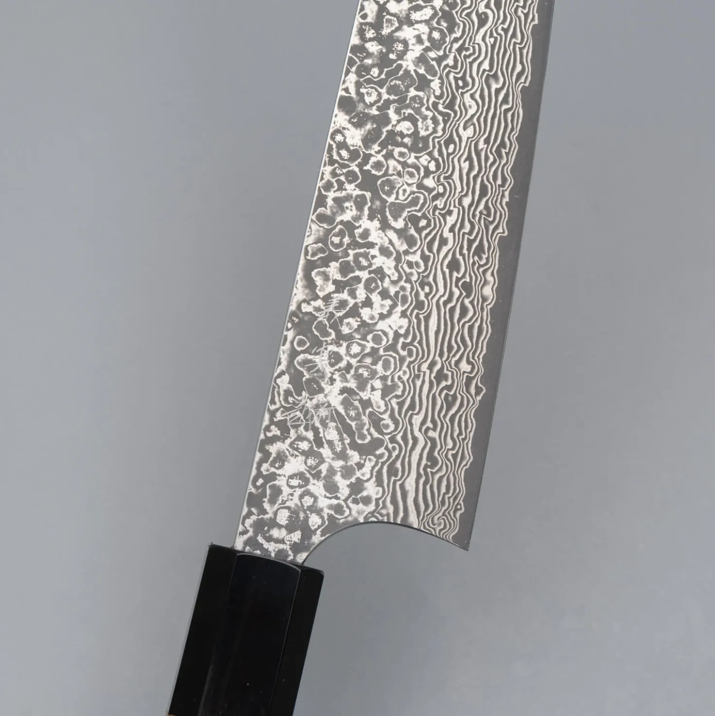 Yoshimi Kato VG10 Damast Wa Walnut Gyuto 21 cm