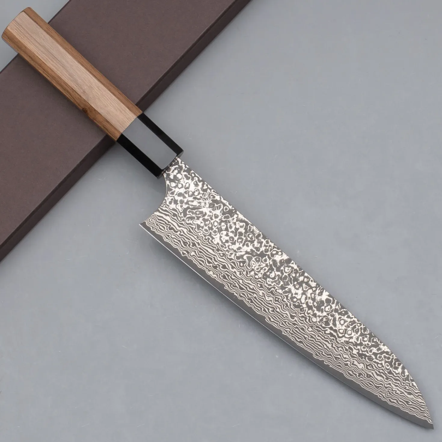 Yoshimi Kato VG10 Damast Wa Walnut Gyuto 21 cm