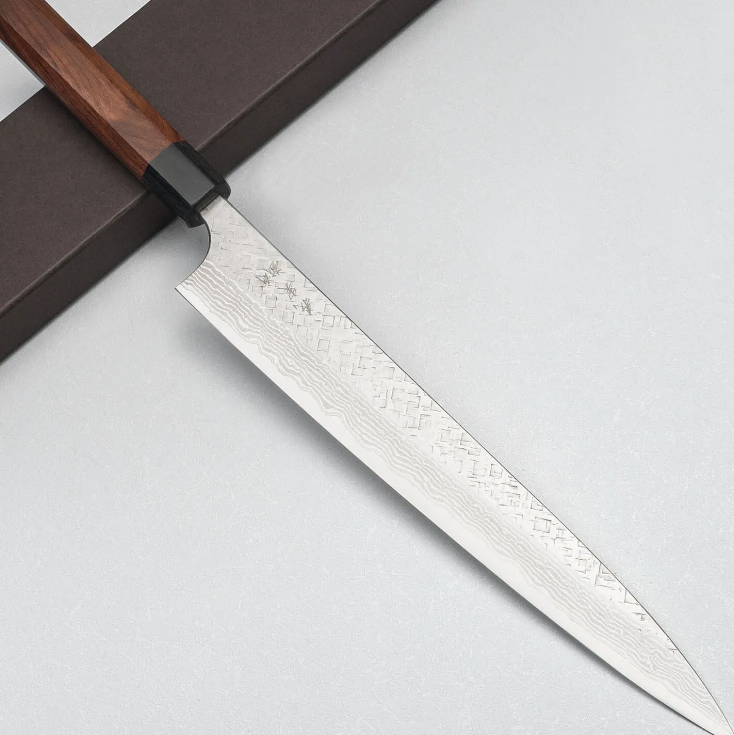 Yoshimi Kato VG10 Tsuchime Damast Rosewood Sujihiki 27 cm