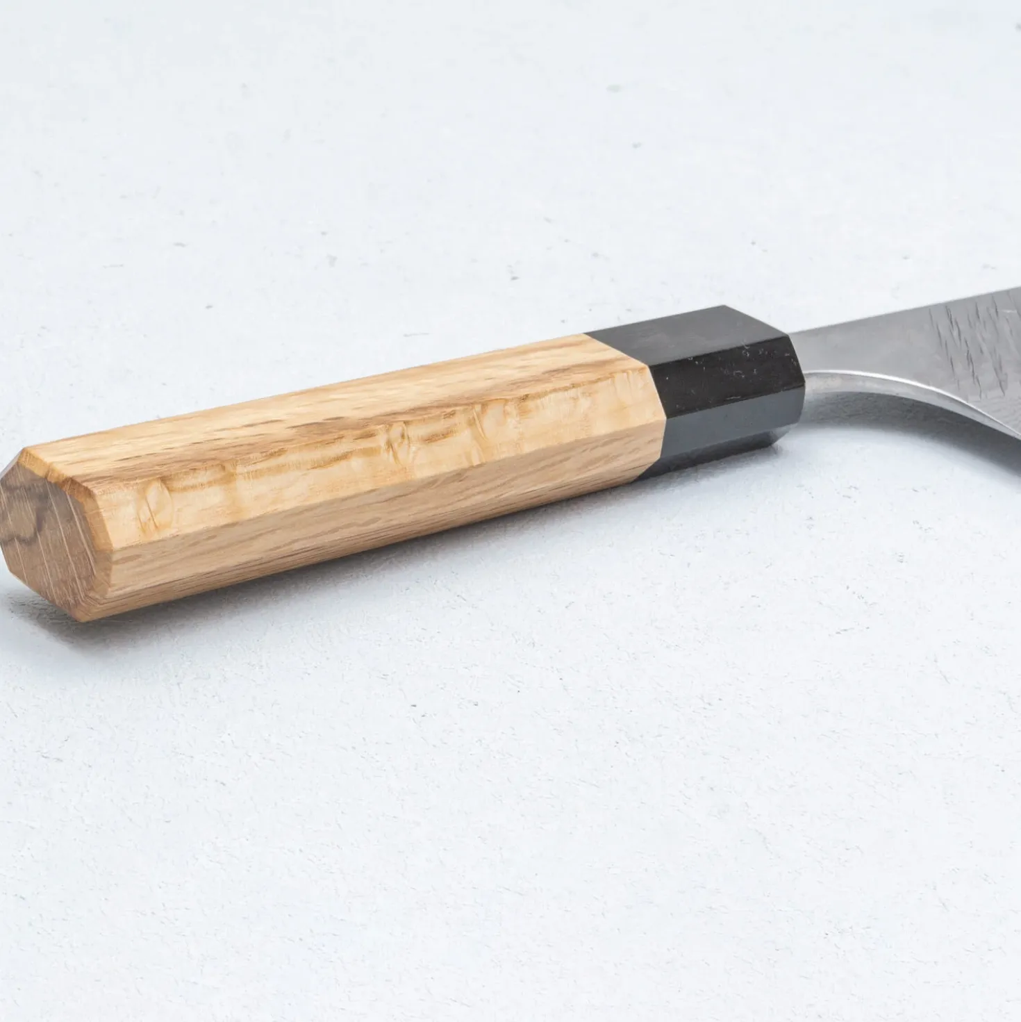 Yu Kurosaki Fujin VG10 Oak Gyuto 21 cm