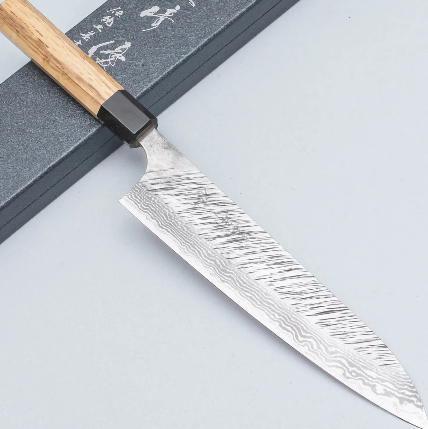 Yu Kurosaki Fujin VG10 Oak Gyuto 21 cm