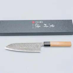 Yu Kurosaki Fujin VG10 Oak Santoku