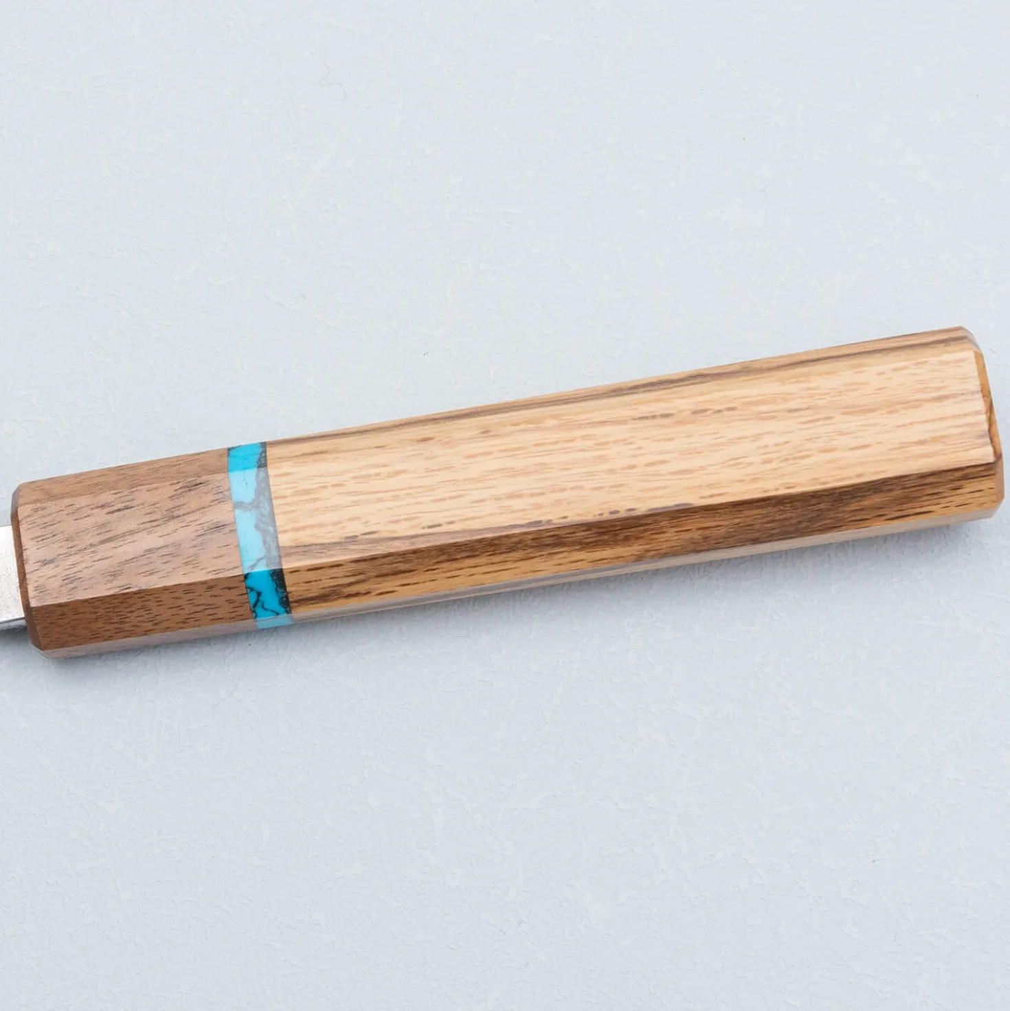 Yu Kurosaki Fujin VG10 Oak Turquoise Walnut Santoku 16.5 cm