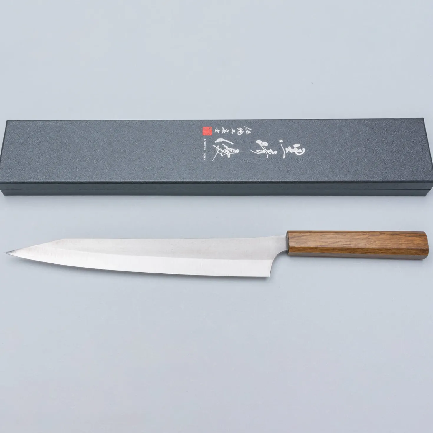 Yu Kurosaki Gekko XEOS Oak Sujihiki 27 cm