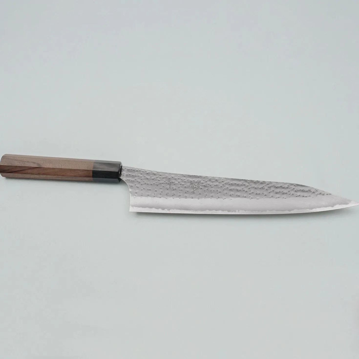 Yu Kurosaki Kokusen Ei Migaki Rosewood Gyuto 24 cm