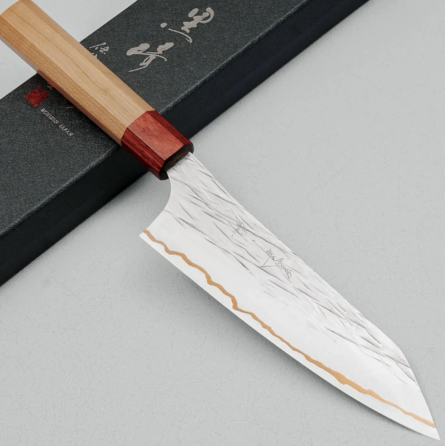 Yu Kurosaki Raijin VG10W Cherry Bunka 16.5 cm