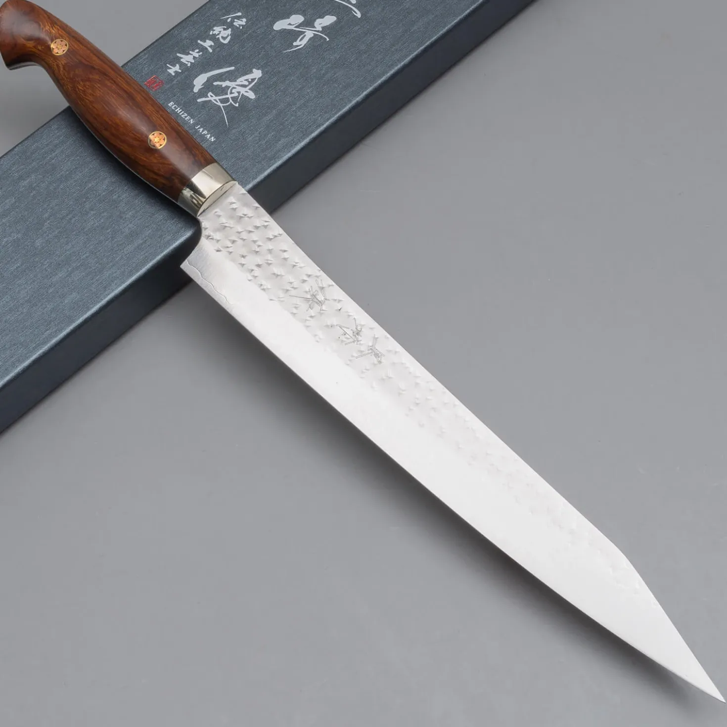 Yu Kurosaki Senko Ironwood Sujihiki 24 cm